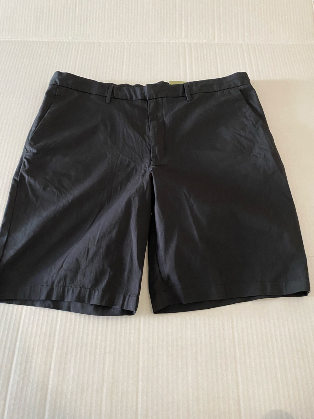 Men's Classic Black Performance Shorts Tech Size 40 Inseam 10.5 NWT